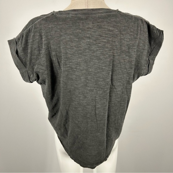 KISS Cropped Gray Graphic T-Shirt M - Picture 4 of 9